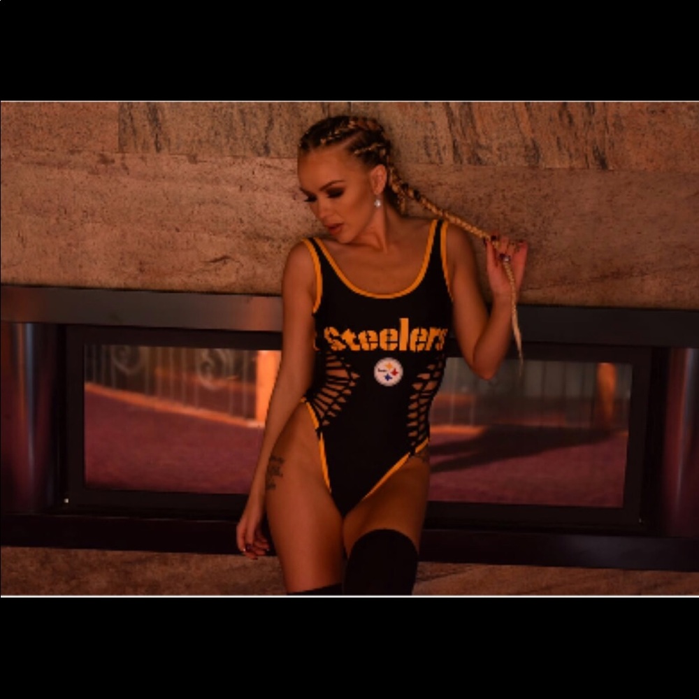 Custom Steelers outfit
